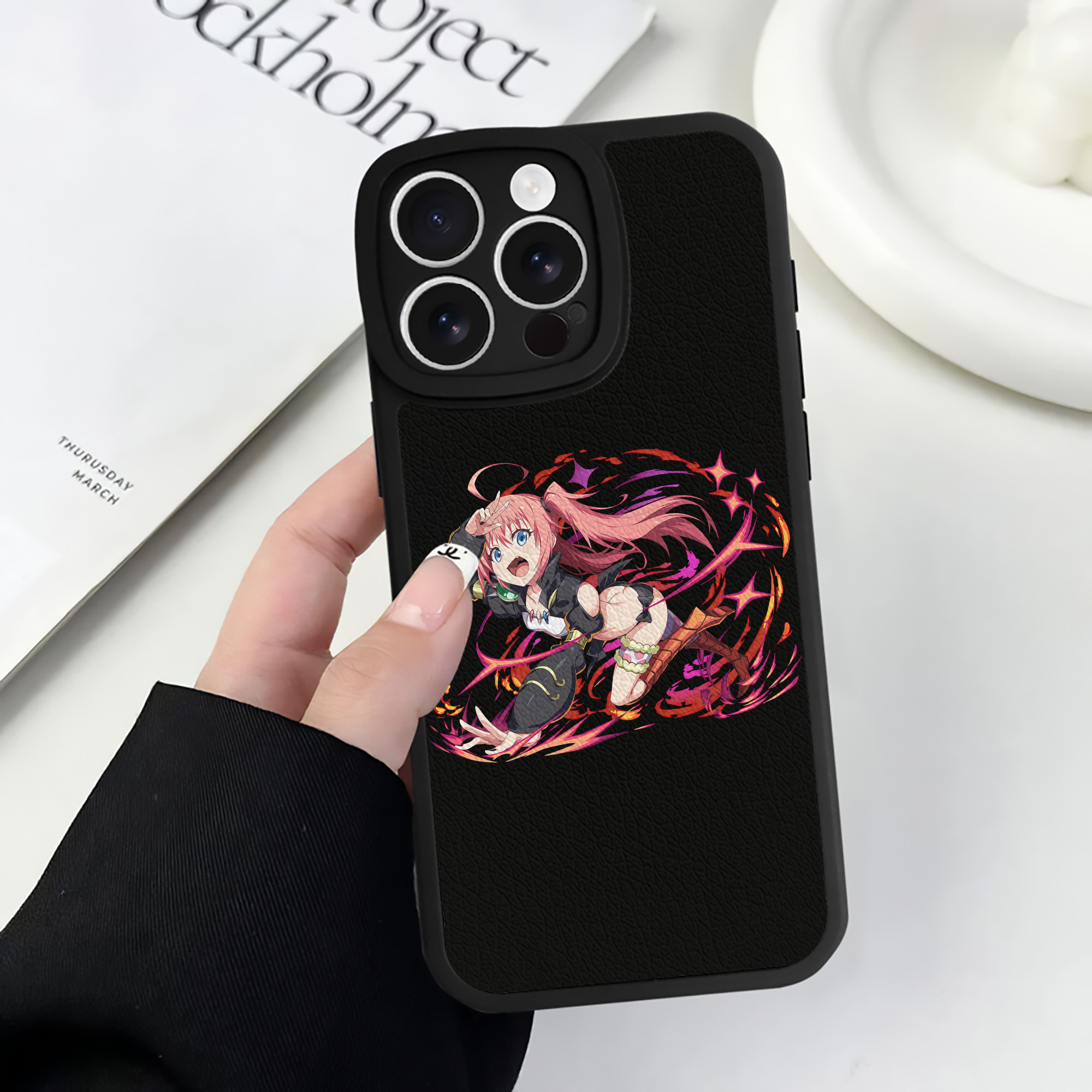 （画像用） 転スラ Regarding Reincarnated to Slime 【iPhone 16シリーズ対応】シリコンスマホケース（レザー調） 材質：シリコン